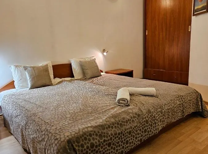 Maison d'hôtes Karov - 2 Stars 2*